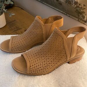 Sofft Nalda Sandal Caramel Brown Leather